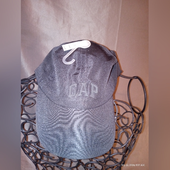 Brand New The gap black ball cap - Picture 1 of 4